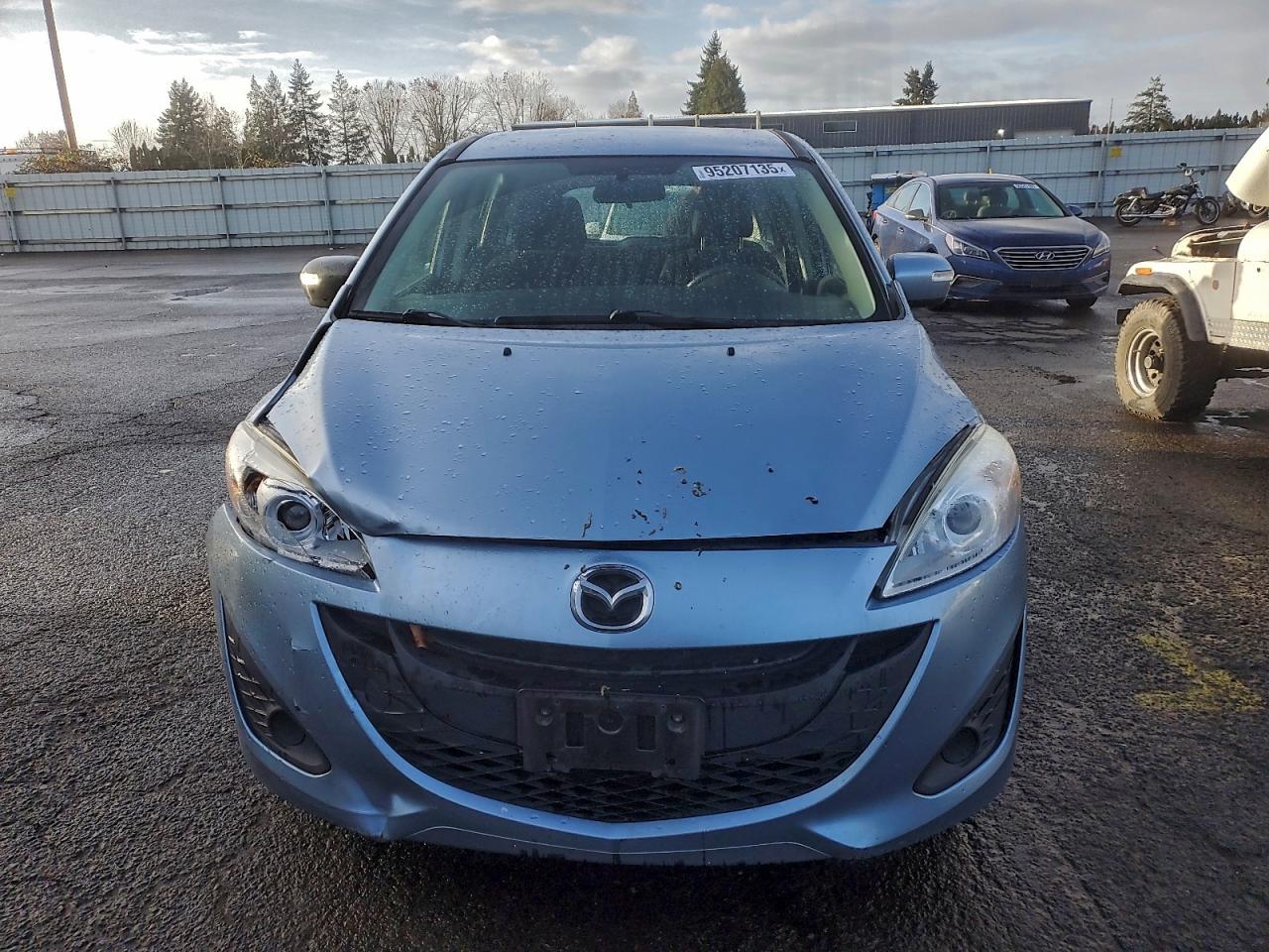 Mazda 5 Image 9