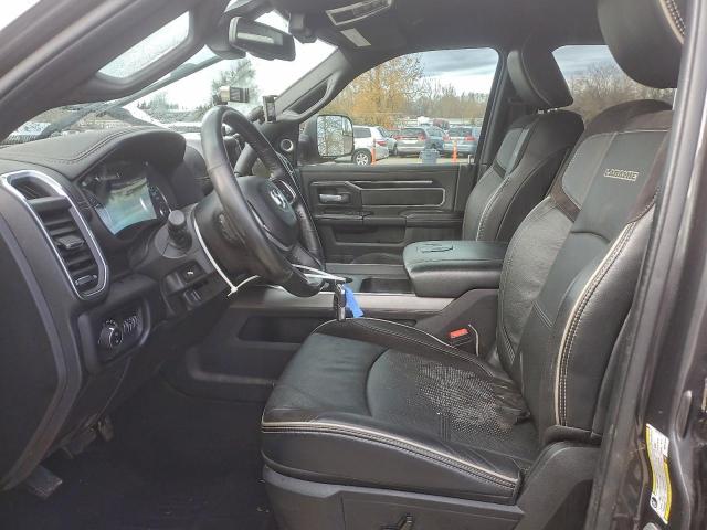 Ram 3500 Laramie Image 5