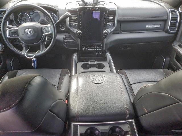 Ram 3500 Laramie Image 12