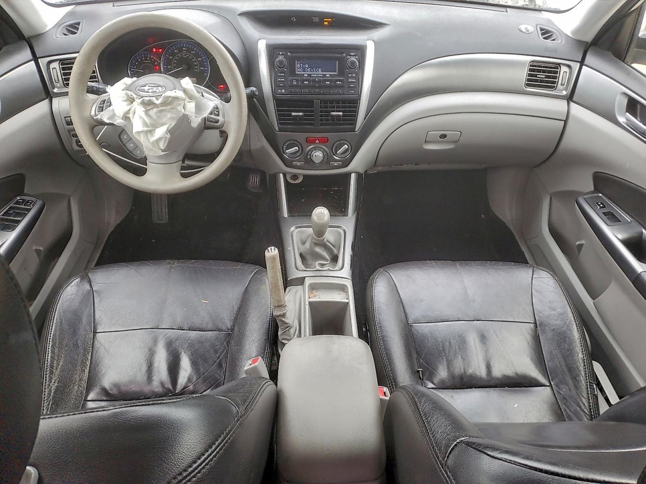 Subaru Forester 2.5x Premium Image 11