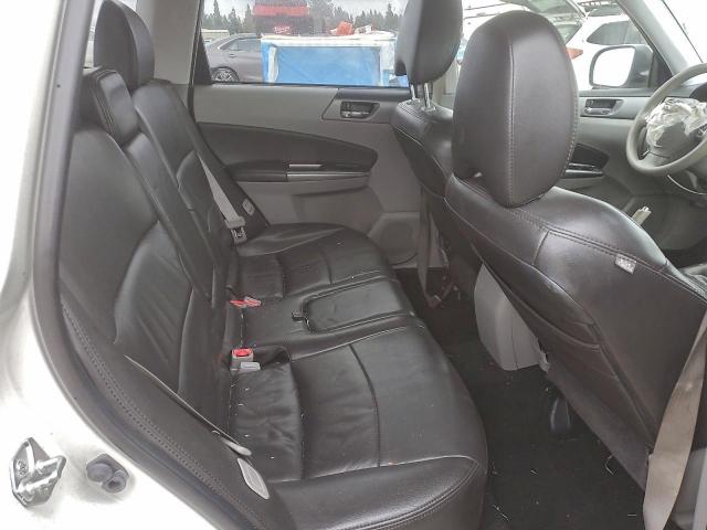 Subaru Forester 2.5x Premium Image 10