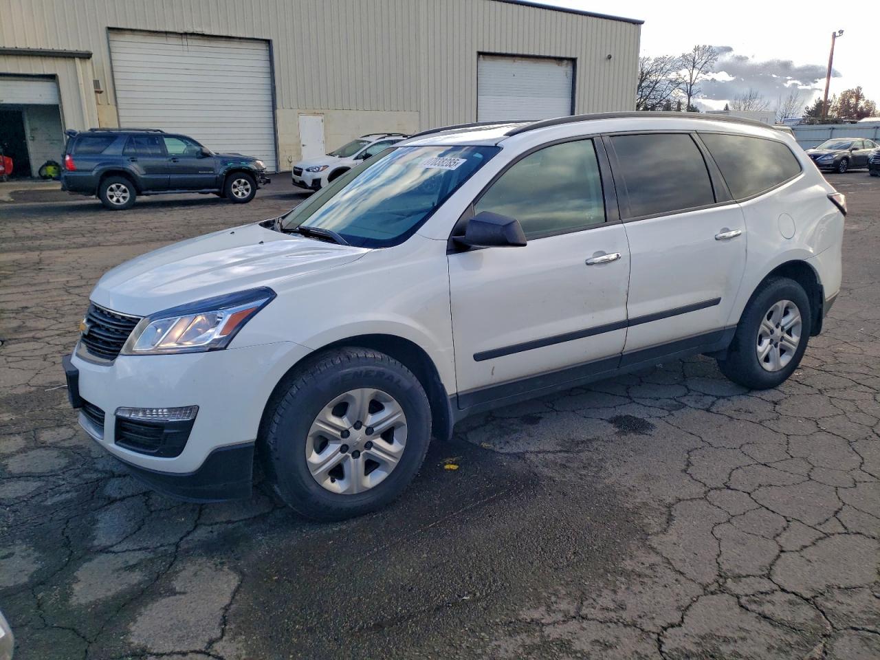 Chevrolet Traverse Ls Image 1