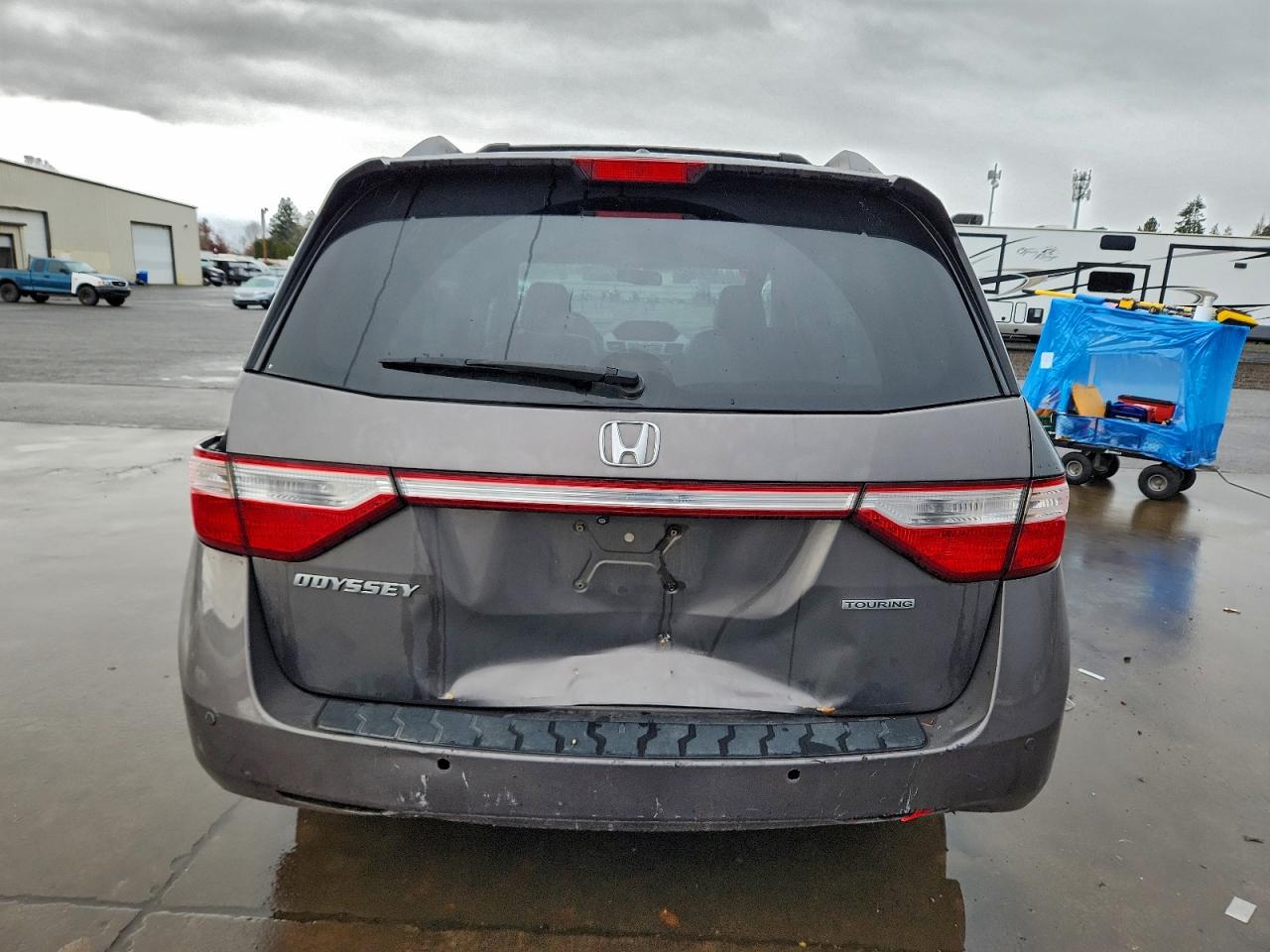 Honda Odyssey Touring Image 4