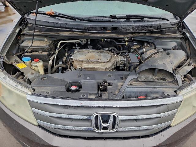 Honda Odyssey Touring Image 9