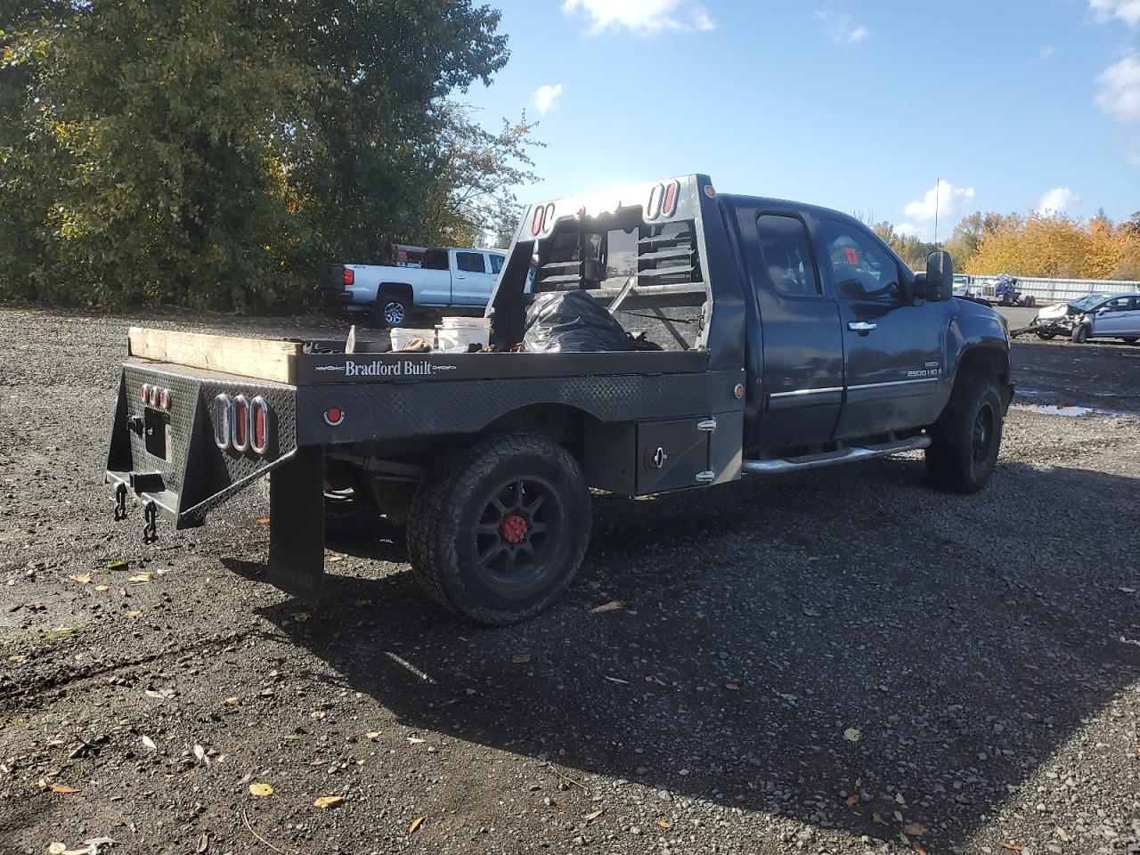 GMC Sierra K2500 Heavy Duty Image 2