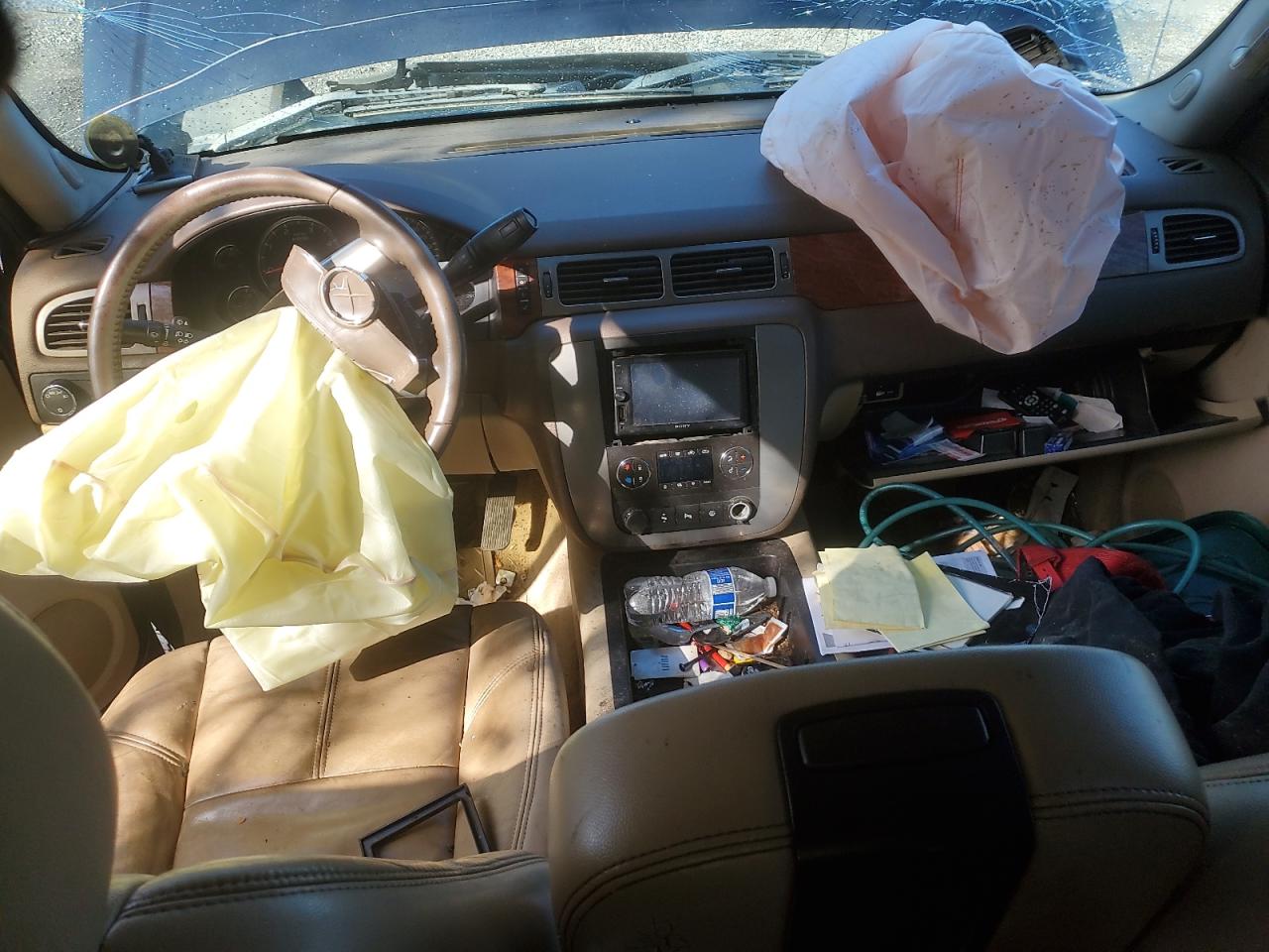 GMC Sierra K2500 Heavy Duty Image 4