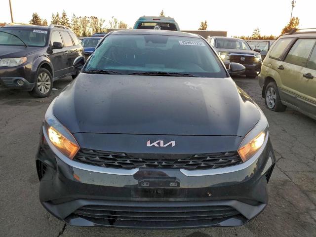 Kia Forte Fe Image 9