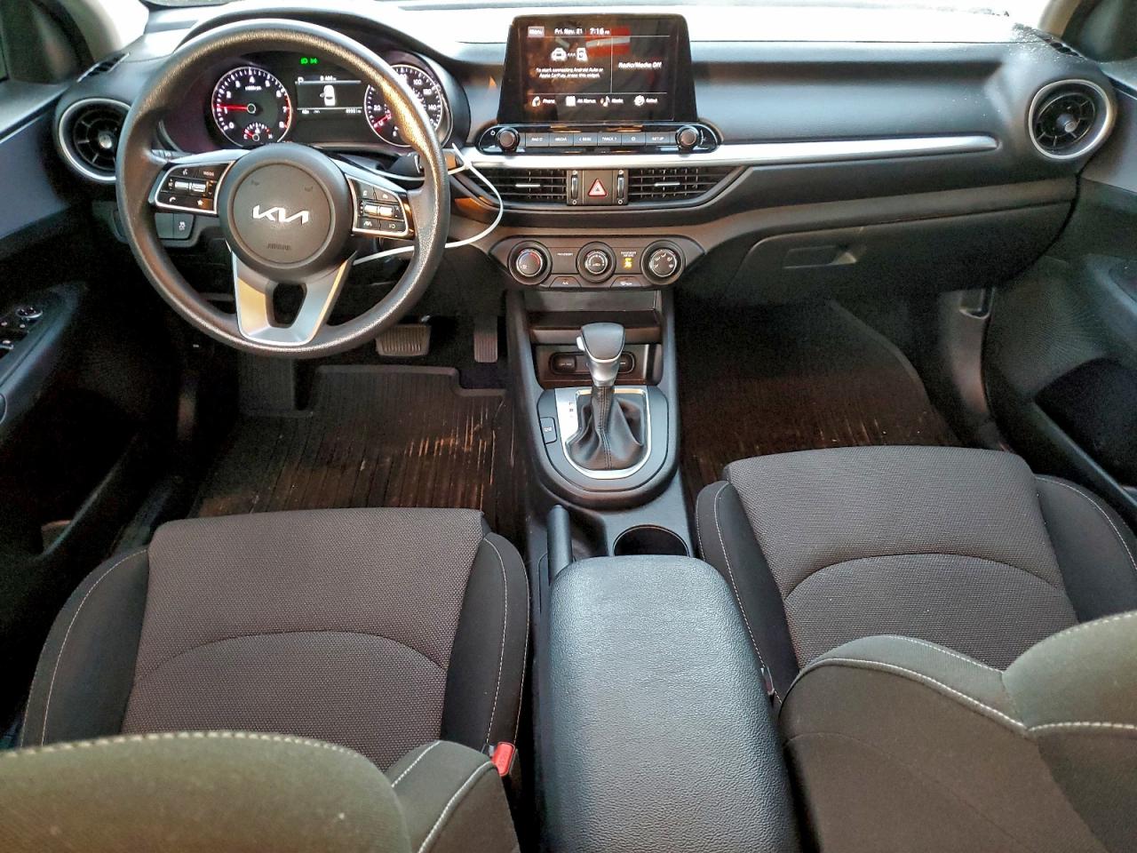 Kia Forte Fe Image 4