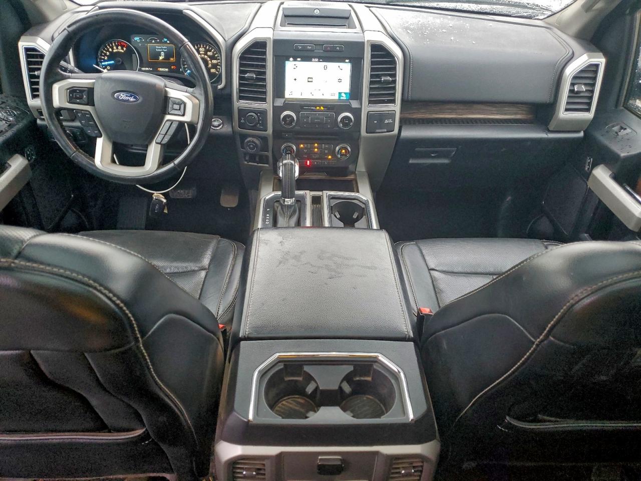 Ford F-150 Supercrew Image 6