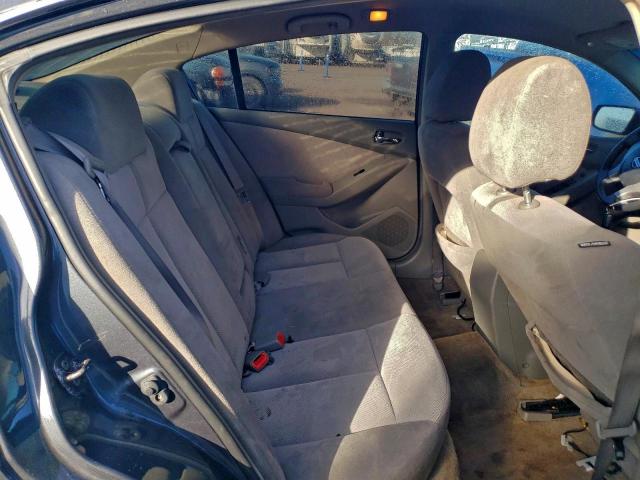 Nissan Altima 2.5 Image 4