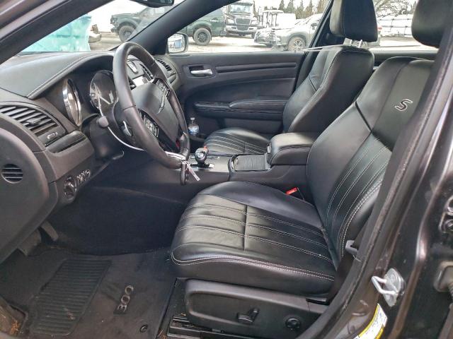 Chrysler 300 S Image 6