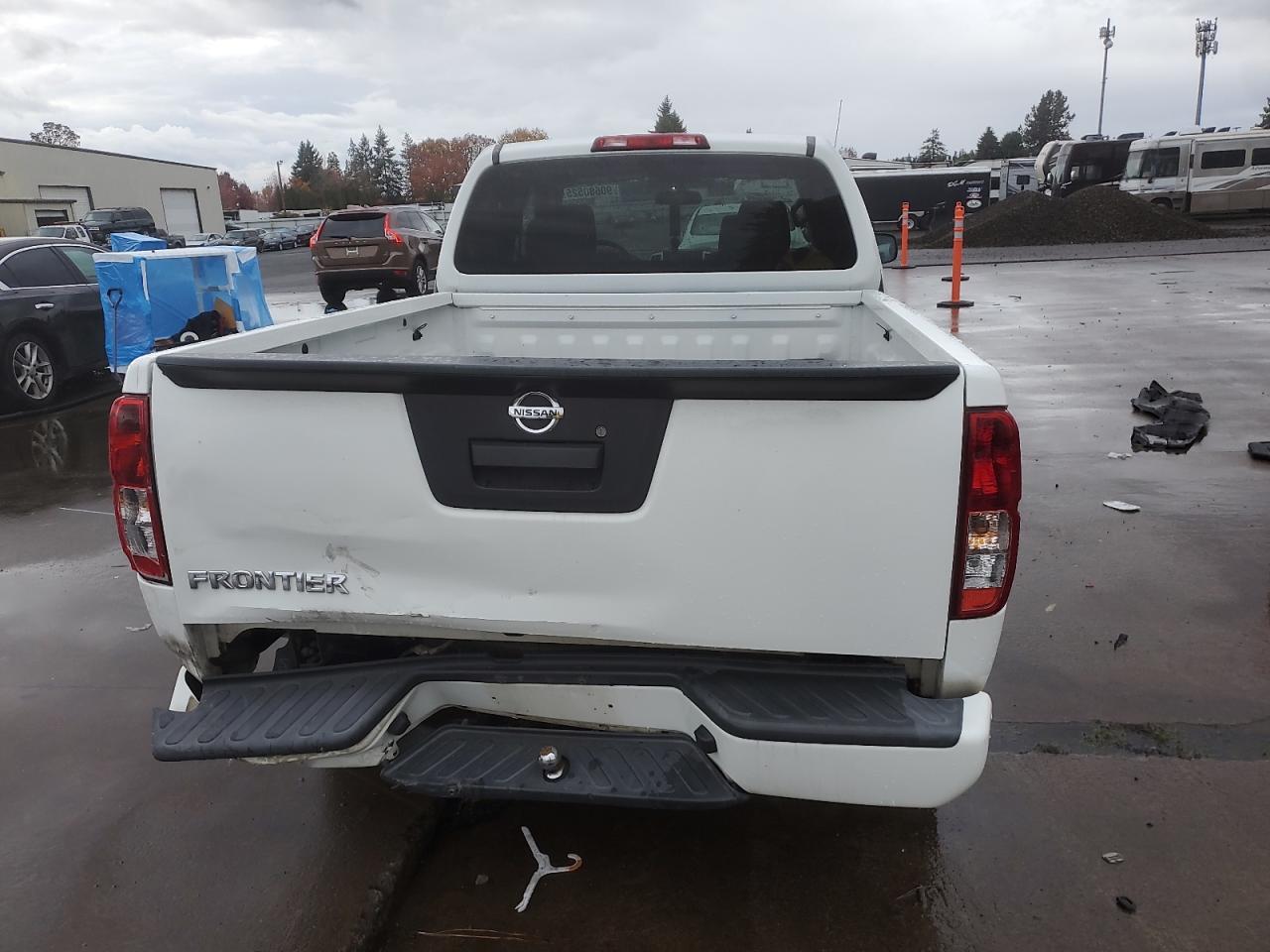 Nissan Frontier S Image 6