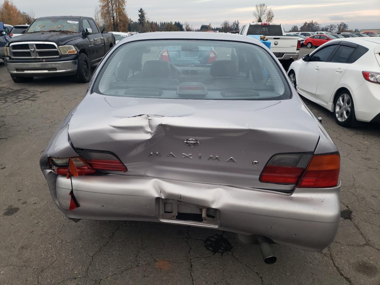 Nissan Maxima Gle Image 5