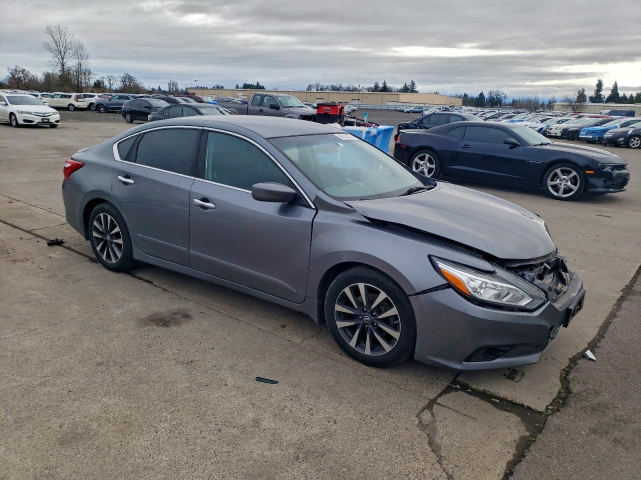 Nissan Altima 2.5 Image 4