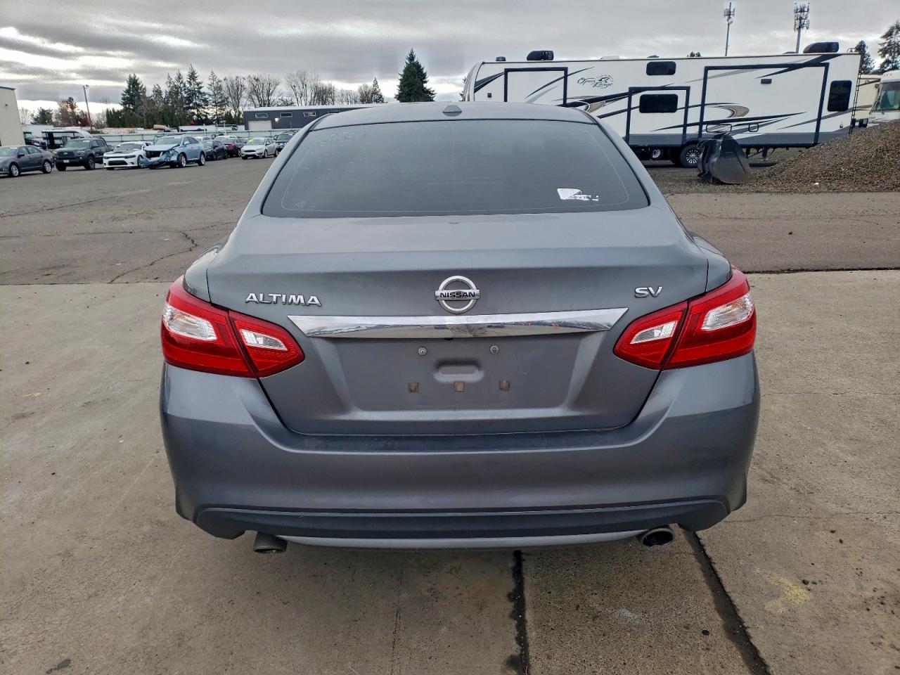 Nissan Altima 2.5 Image 2