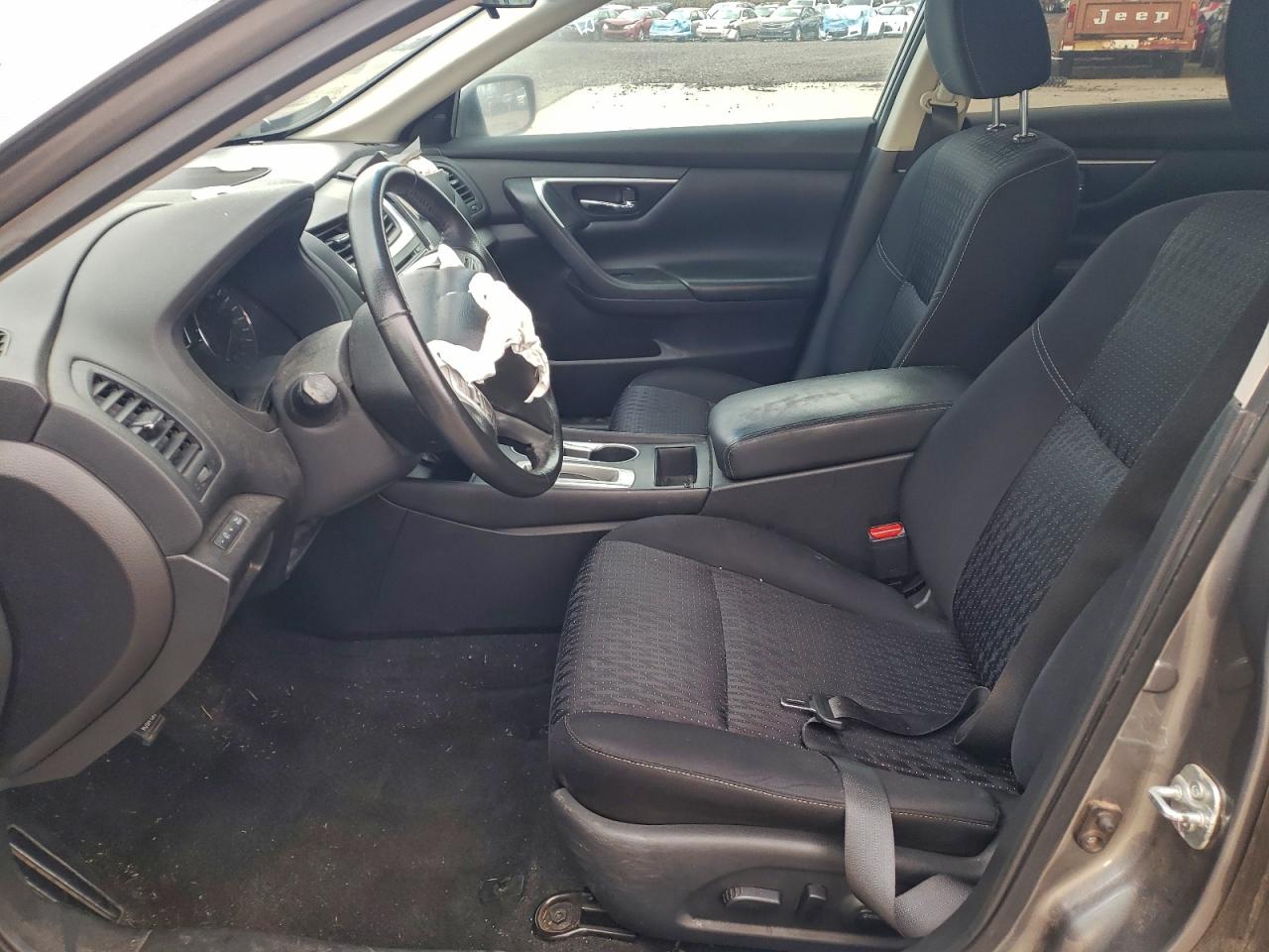 Nissan Altima 2.5 Image 10