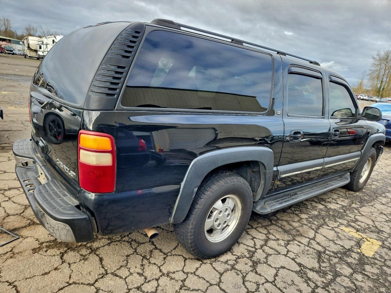 Chevrolet Suburban K1500 Image 4