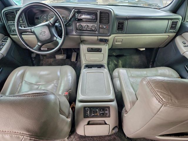 Chevrolet Suburban K1500 Image 11