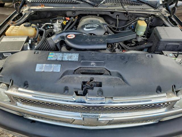 Chevrolet Suburban K1500 Image 12