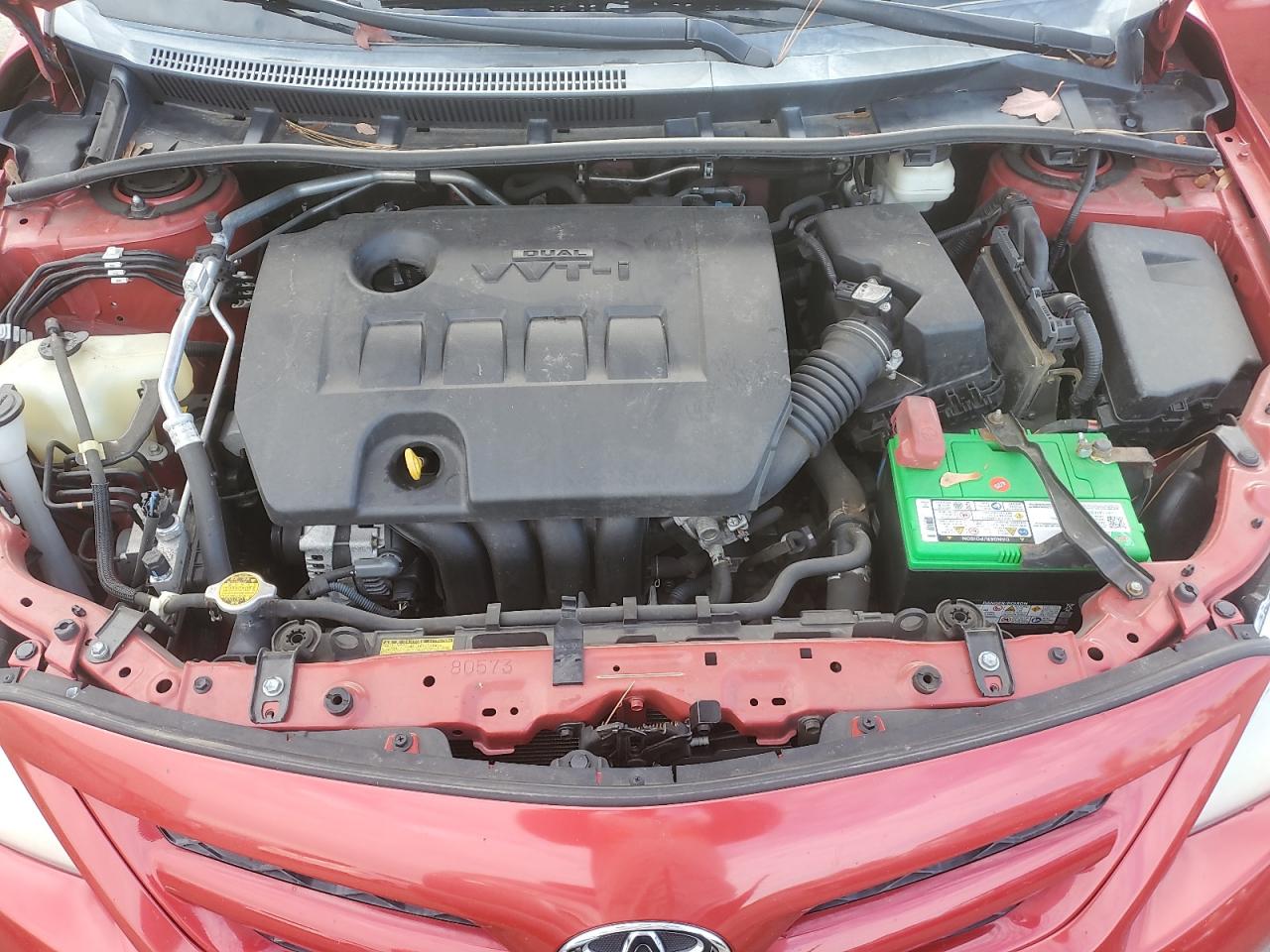 Toyota Corolla Base Image 9