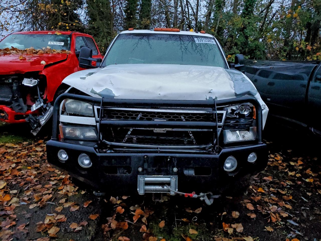 Chevrolet Silverado K3500 Image 8