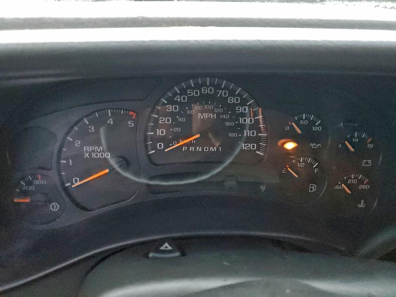 Chevrolet Silverado K3500 Image 9