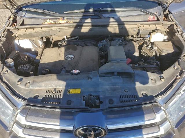 Toyota Highlander Se Image 2