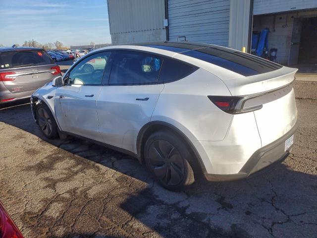 Tesla Model Y Image 2