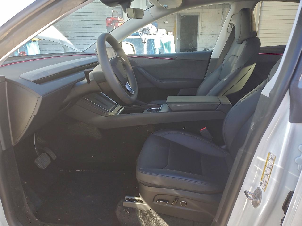 Tesla Model Y Image 5