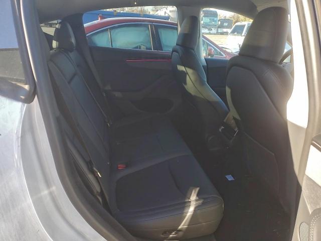 Tesla Model Y Image 8