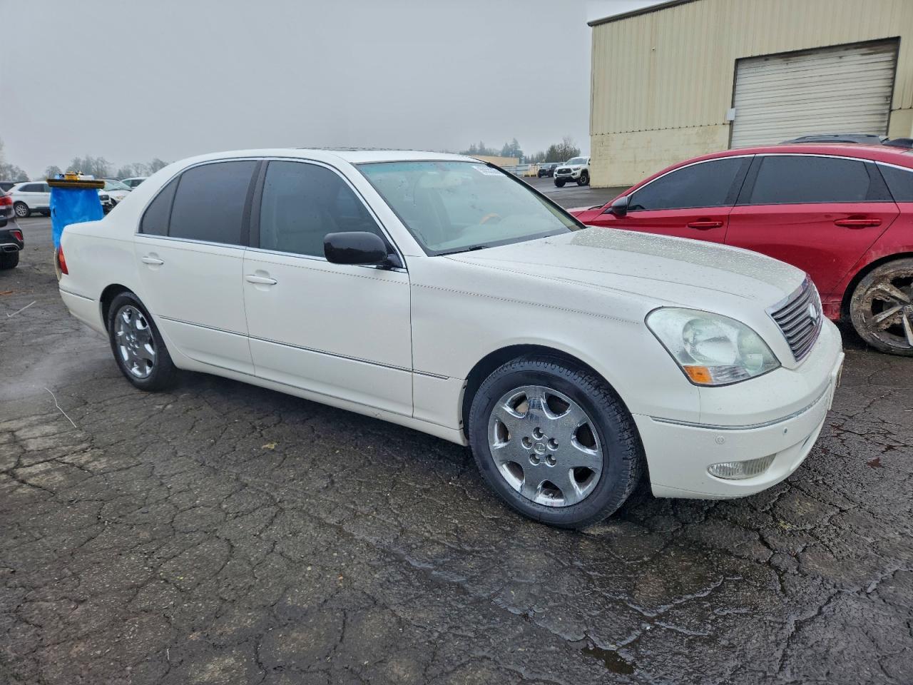 Lexus LS 430 Image 2