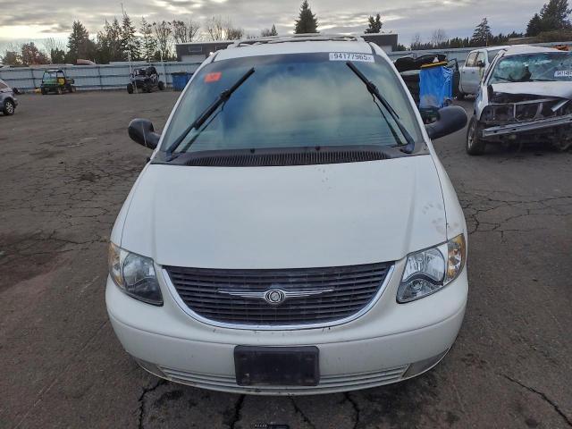 Chrysler Minivan Limited Image 3