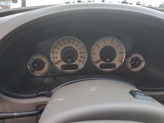 Chrysler Minivan Limited Image 9