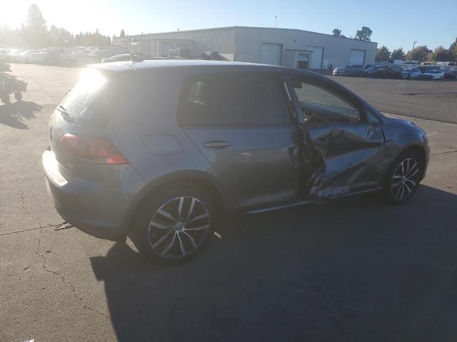 Volkswagen Golf Image 3