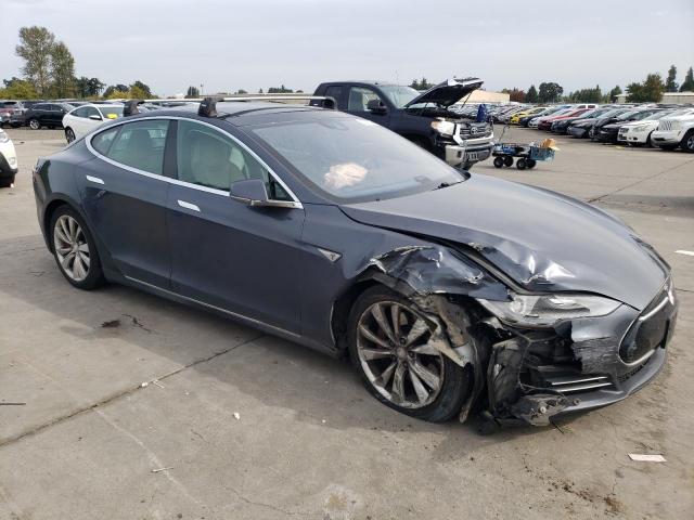 Tesla Model S 85d Image 6