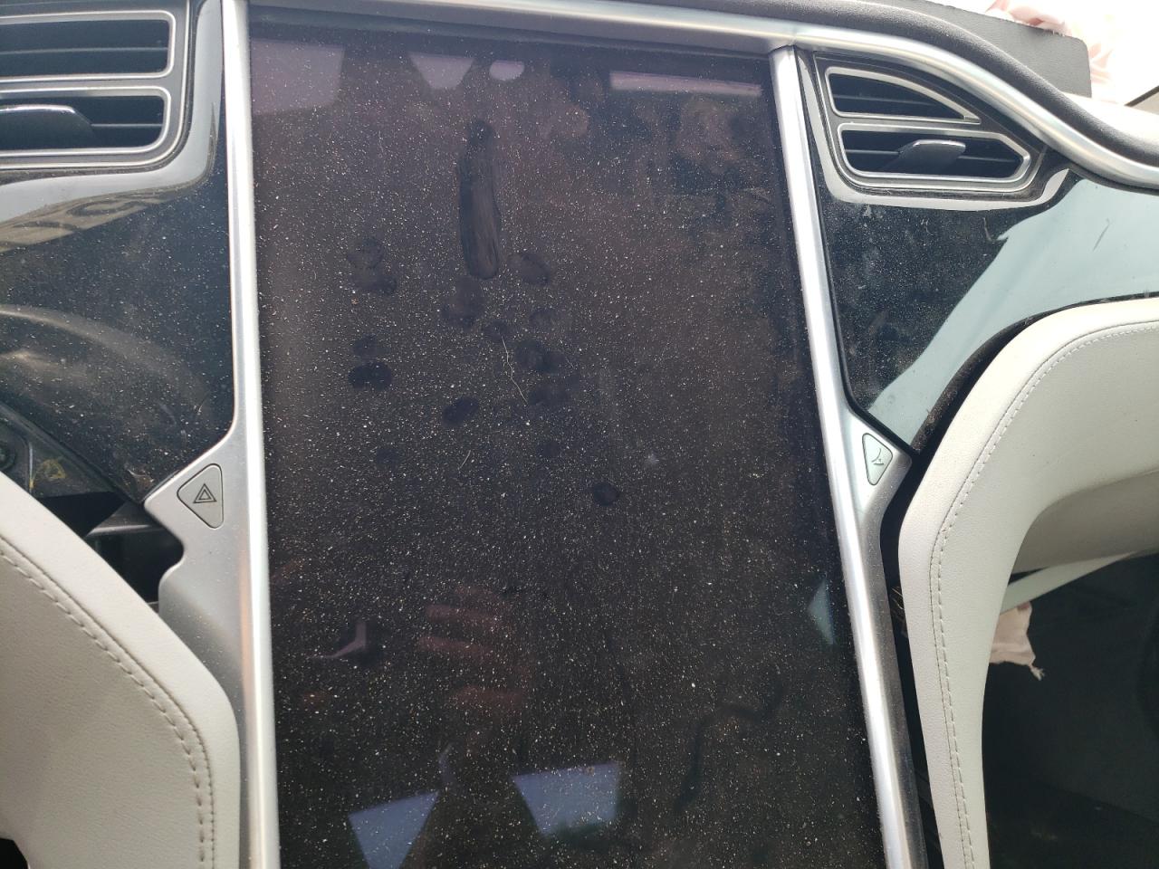 Tesla Model S 85d Image 4