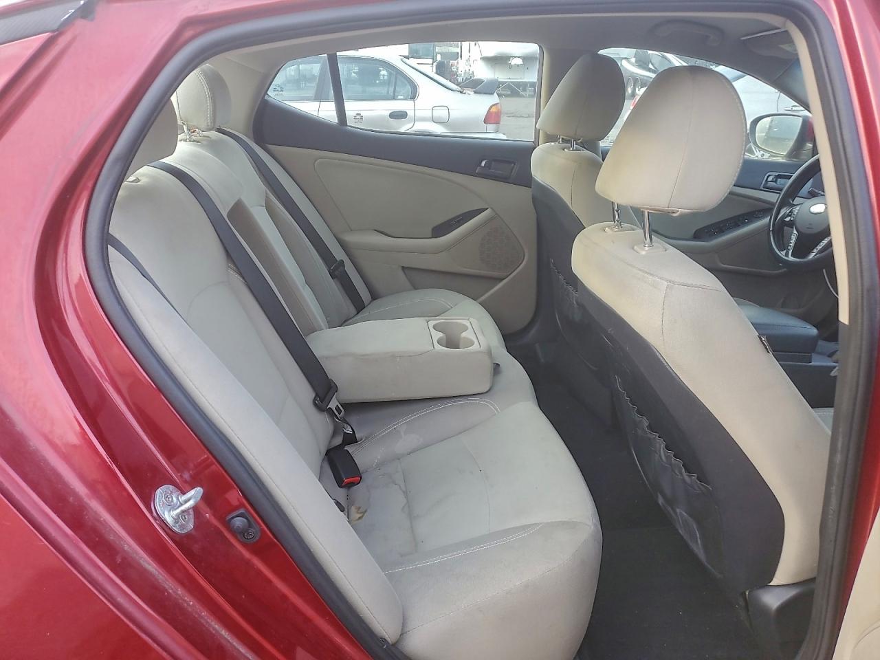 Kia Optima Lx Image 4