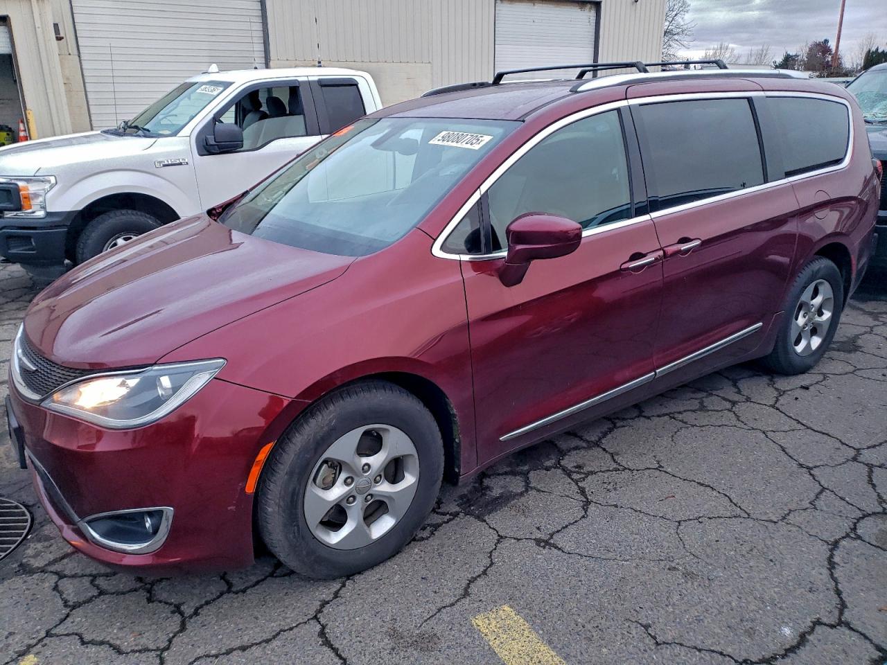Chrysler Pacifica Touring L Plus Image 1