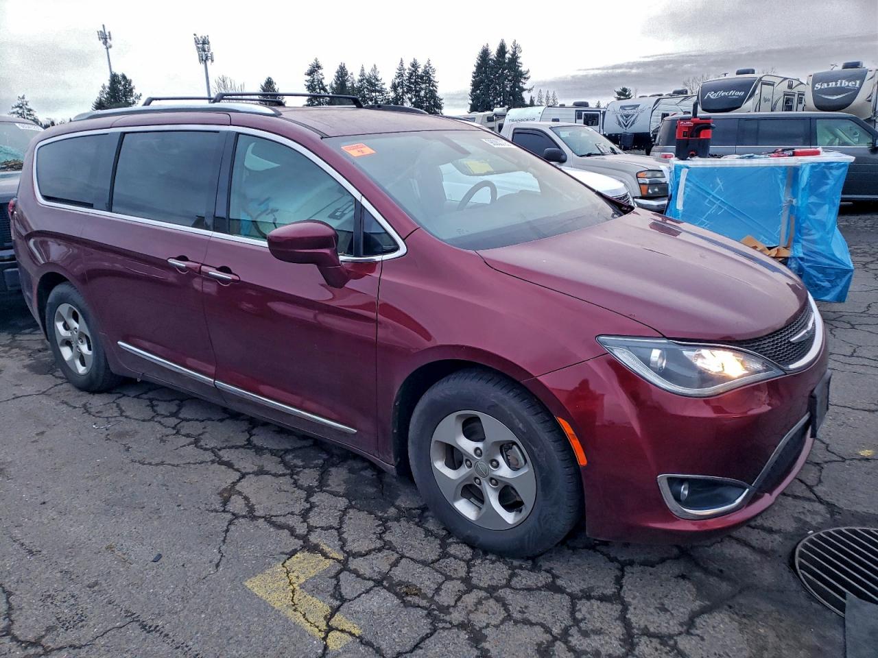 Chrysler Pacifica Touring L Plus Image 4