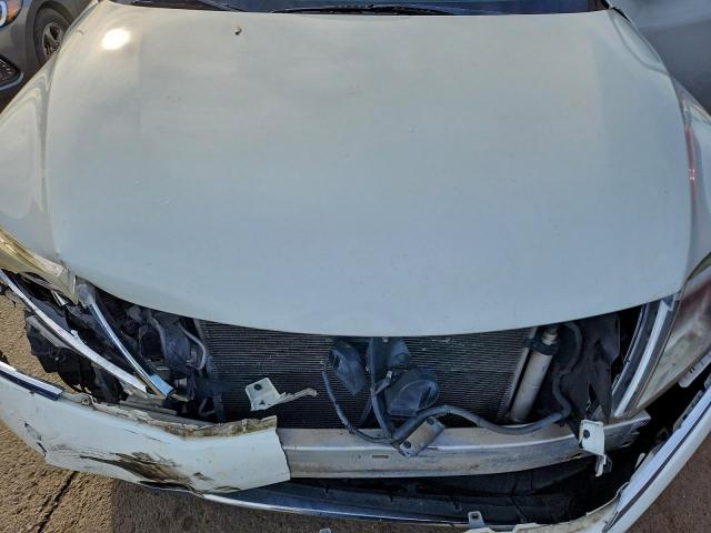 Nissan Pathfinder S Image 10