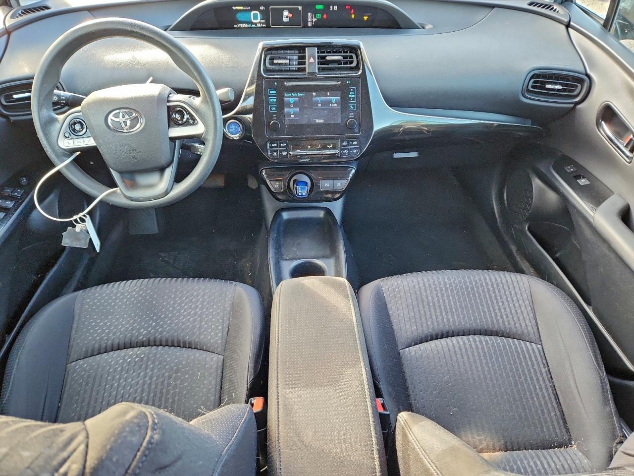 Toyota Prius Image 7