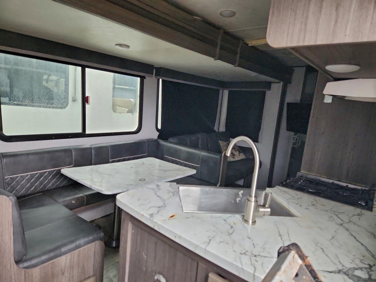 Dutchmen Kodiak Image 3