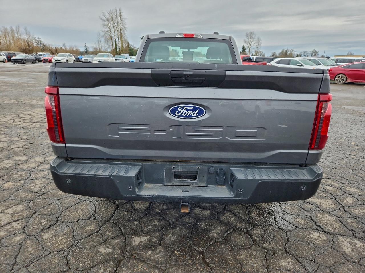 Ford F-150 Xl Image 2