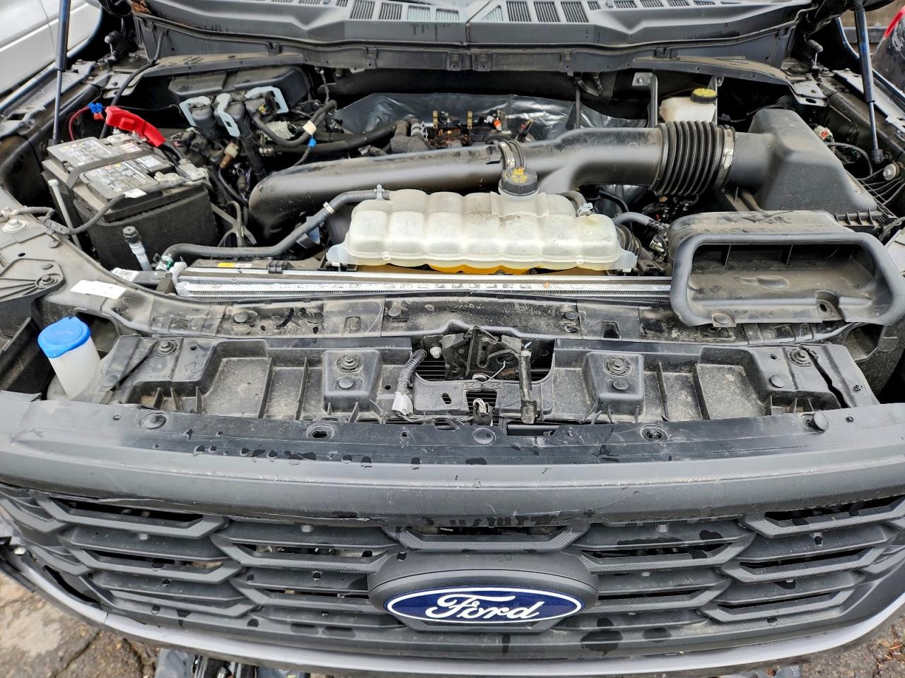 Ford F-150 Xl Image 6