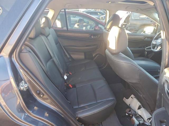 Subaru Outback 2.5i Limited Image 11
