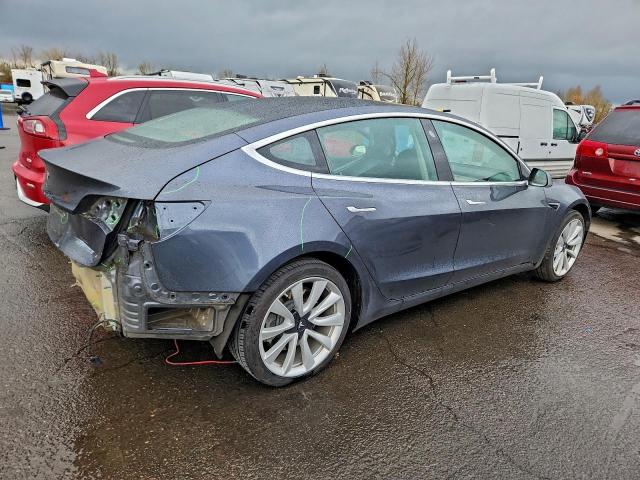 Tesla Model 3 Image 2