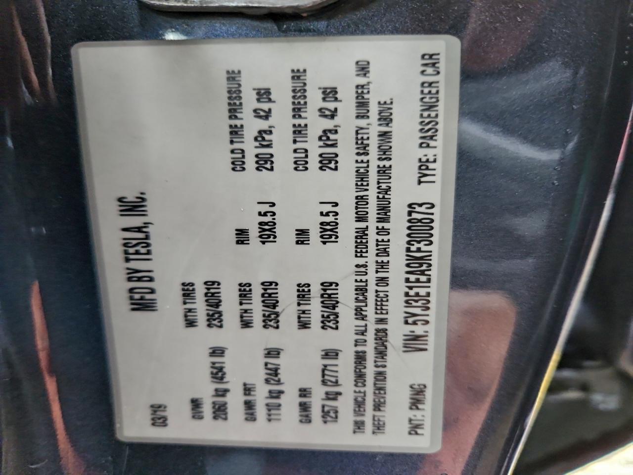 Tesla Model 3 Image 9