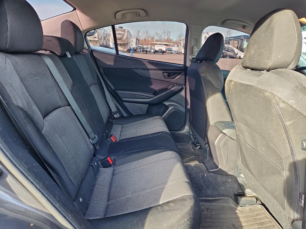 Subaru Impreza Premium Image 9