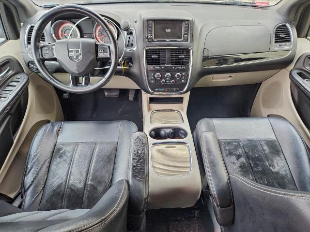 Dodge Caravan Sxt Image 8