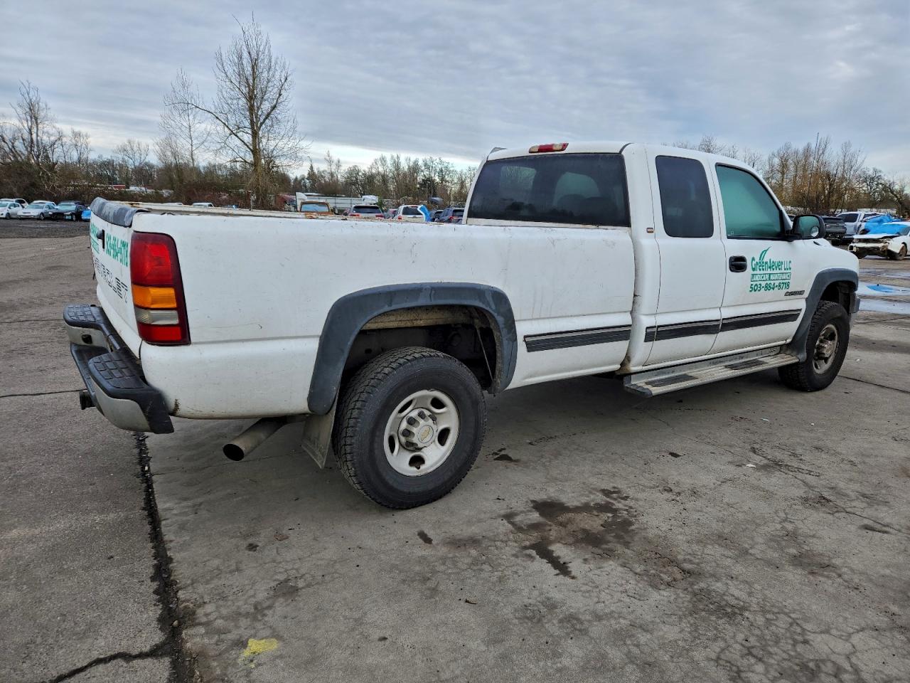 Chevrolet Silverado C2500 Heavy Duty Image 10